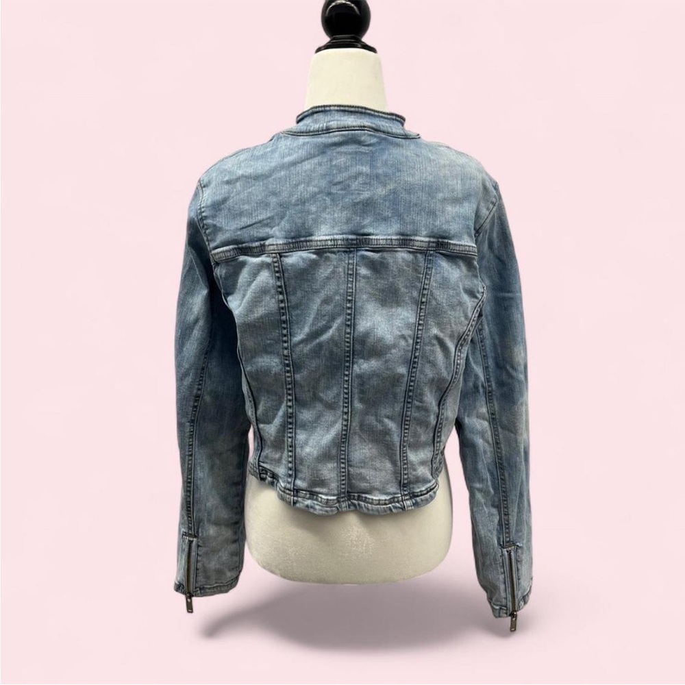Light Blue Denim Jacket - Picture 5 of 8